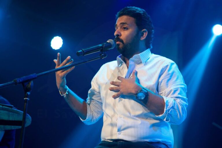كلمات قصيدة بحر عمرو حسن